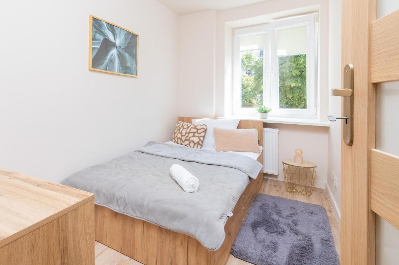 Mokotow Apartments Reytan By Noclegi Renters Varsovie Extérieur photo